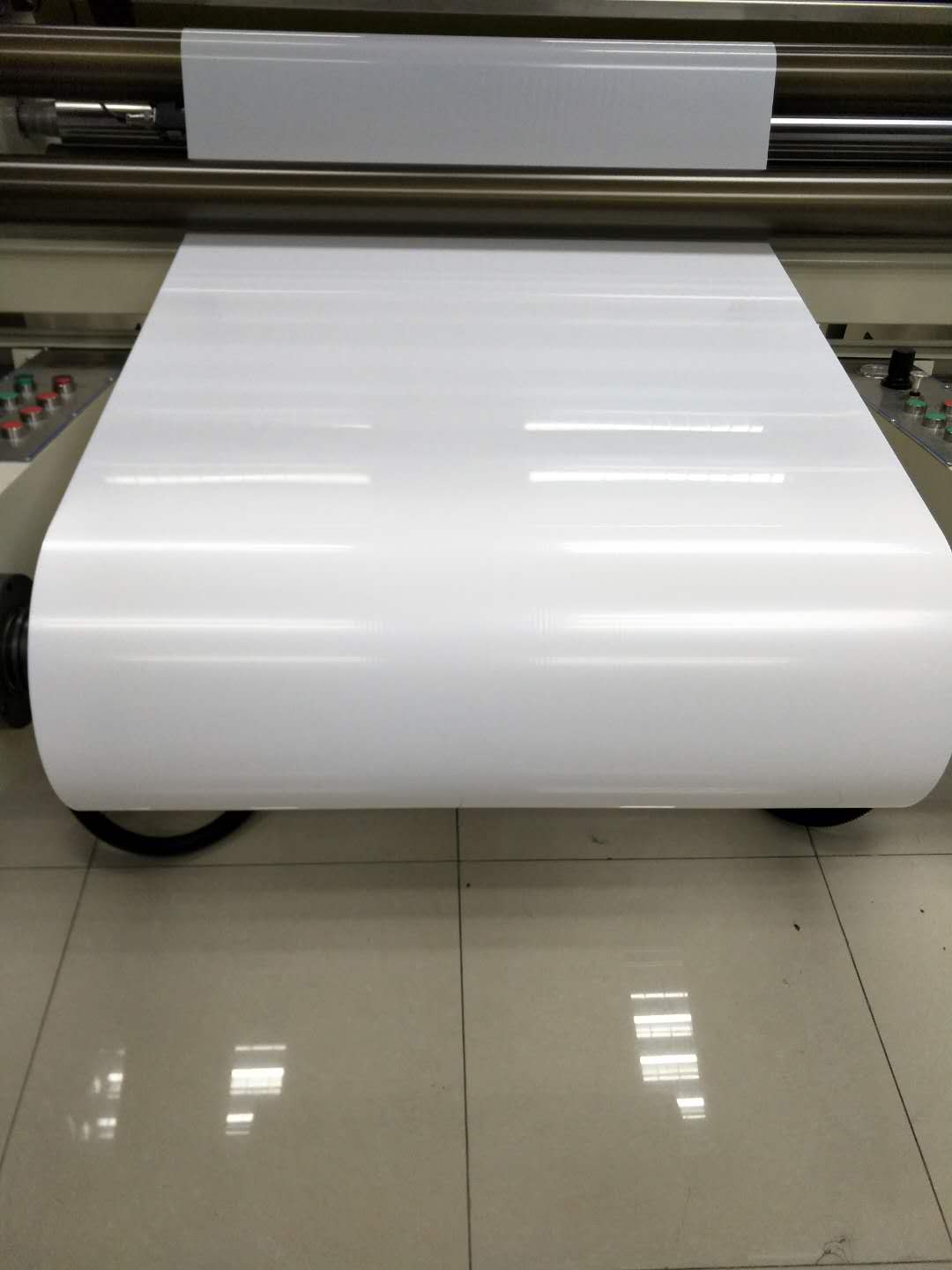 根據(jù)氟素離型膜的不同應(yīng)用，可分成三大類